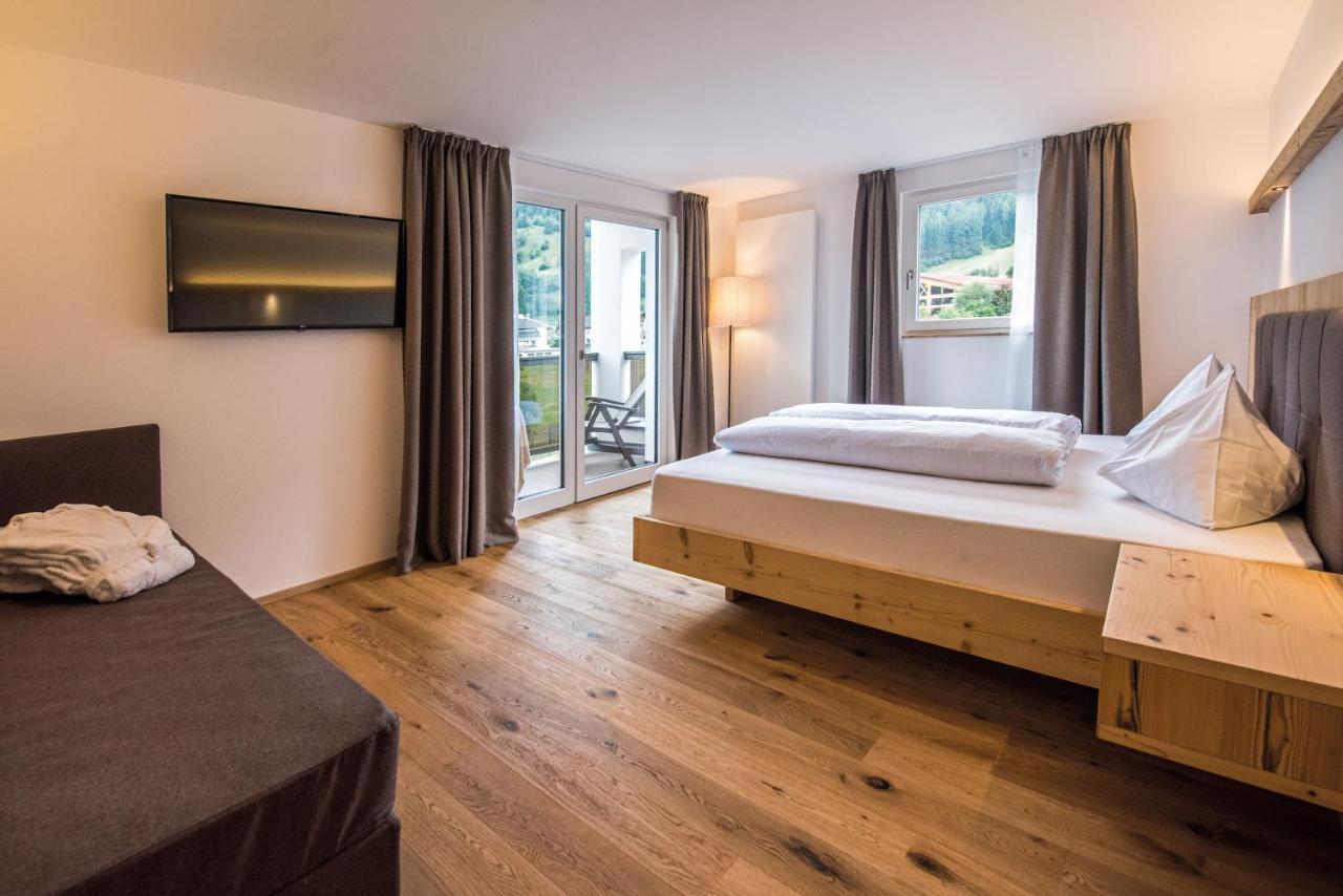 Hotel Fronza - Your Hike & Mountain Home Luttach Exterior foto