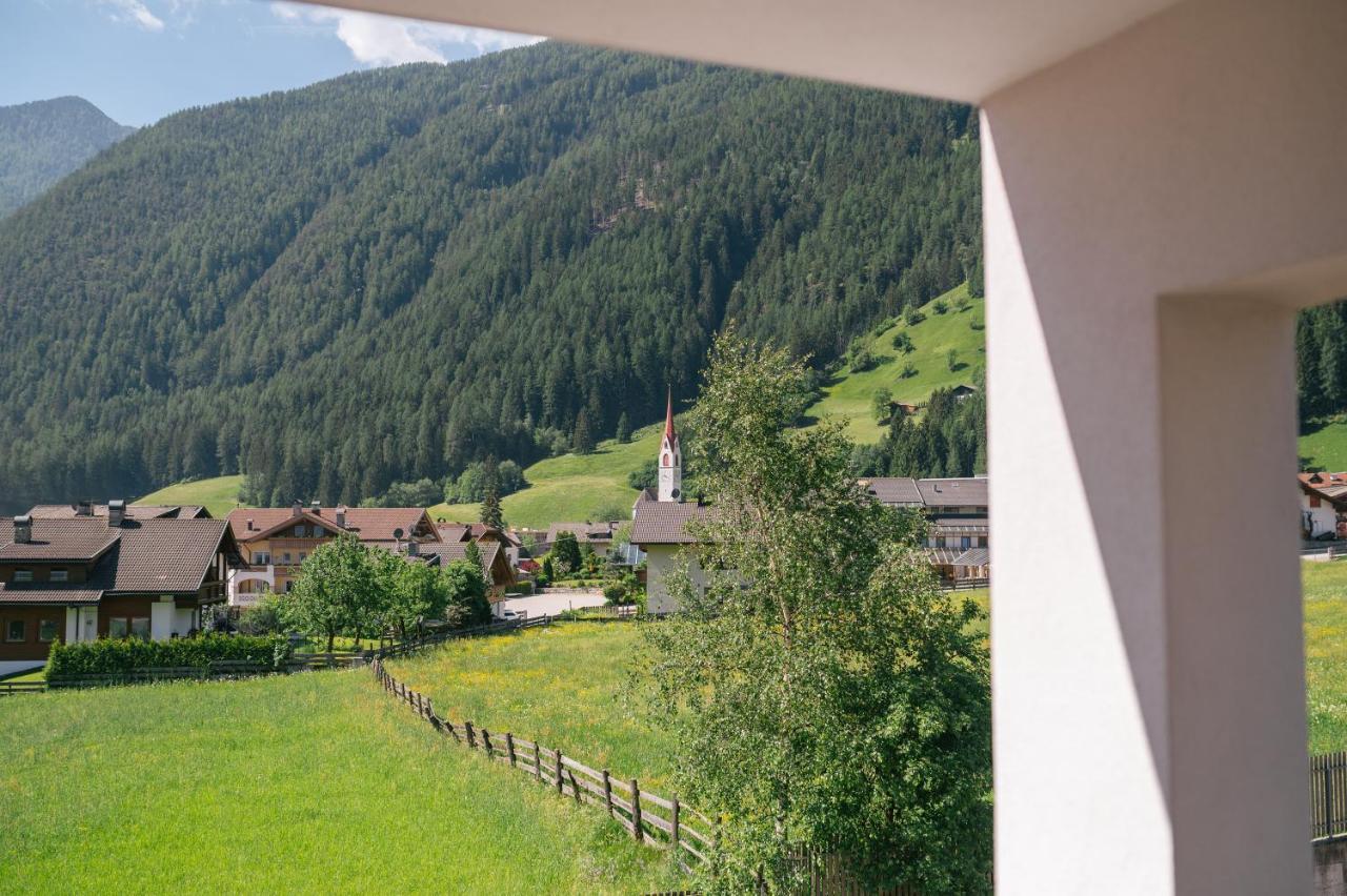 Hotel Fronza - Your Hike & Mountain Home Luttach Exterior foto